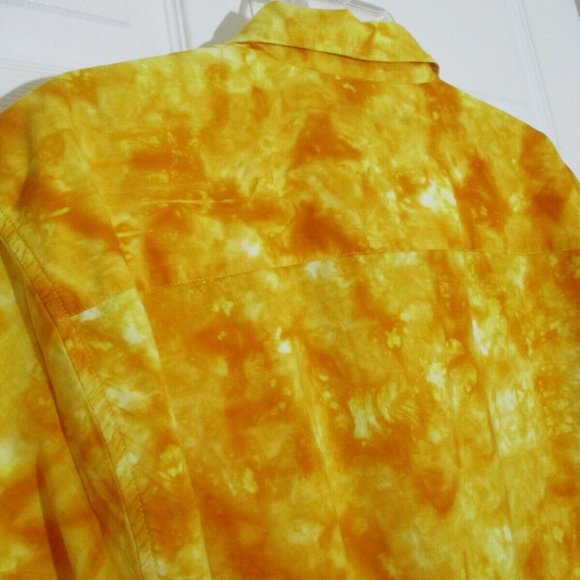 Mens Tie Dye Batik Hawaiian Shirt sz XL Bright Yellow w Blue Petroglyphs - Picture 8 of 9